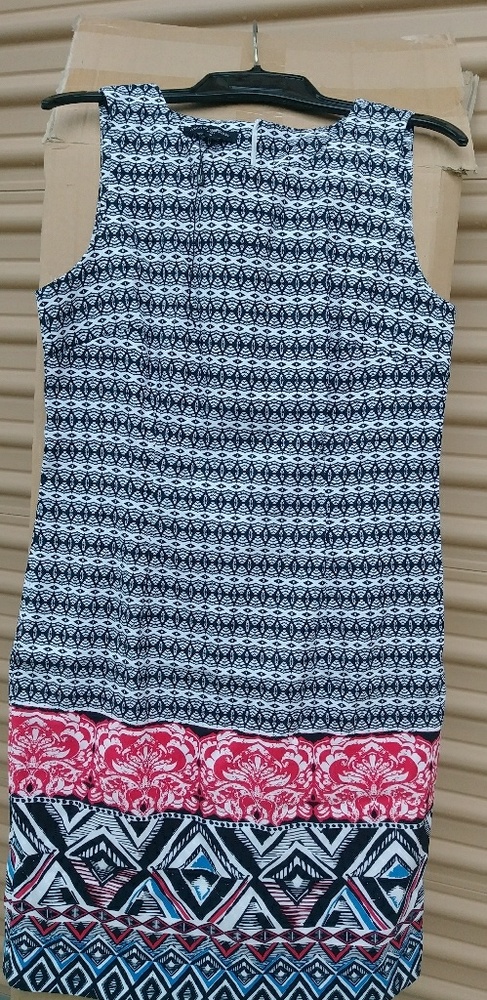 Nice new sleeveless business casual dress